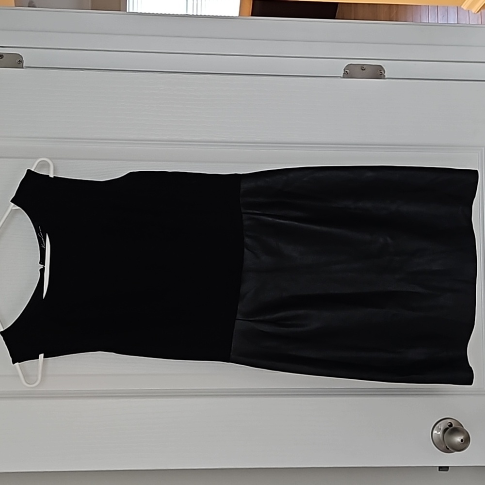 Kenneth Cole NY Woman's Dress 👗